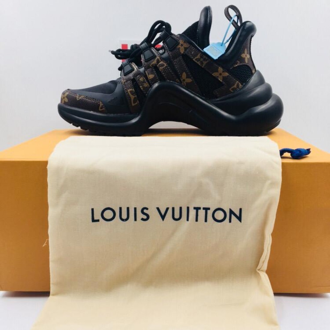 louis vuitton archlight price